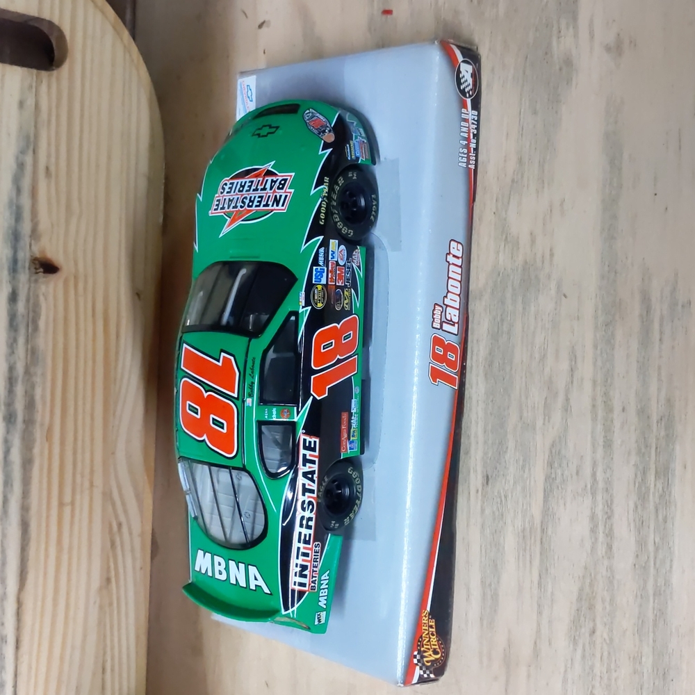 #18 bobby labonte car.